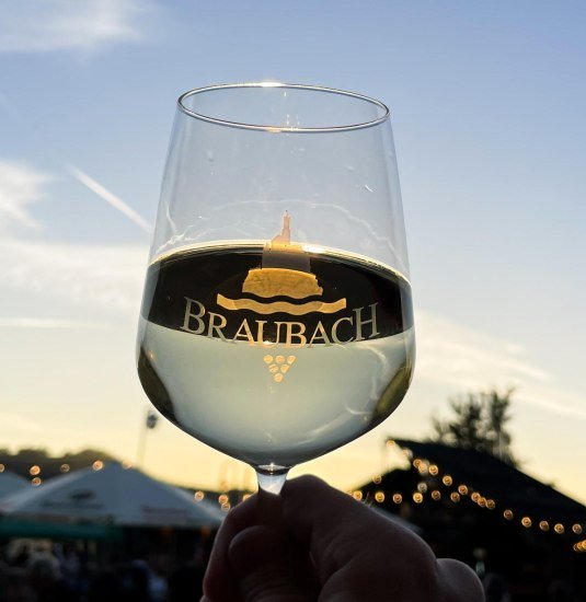 Weinglas | © Bastian Clos Weinglas | © Bastian Clos