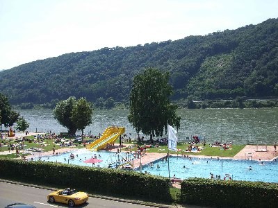 Badebetrieb | © Archiv Ortsgemeinde Kamp-Bornhofen